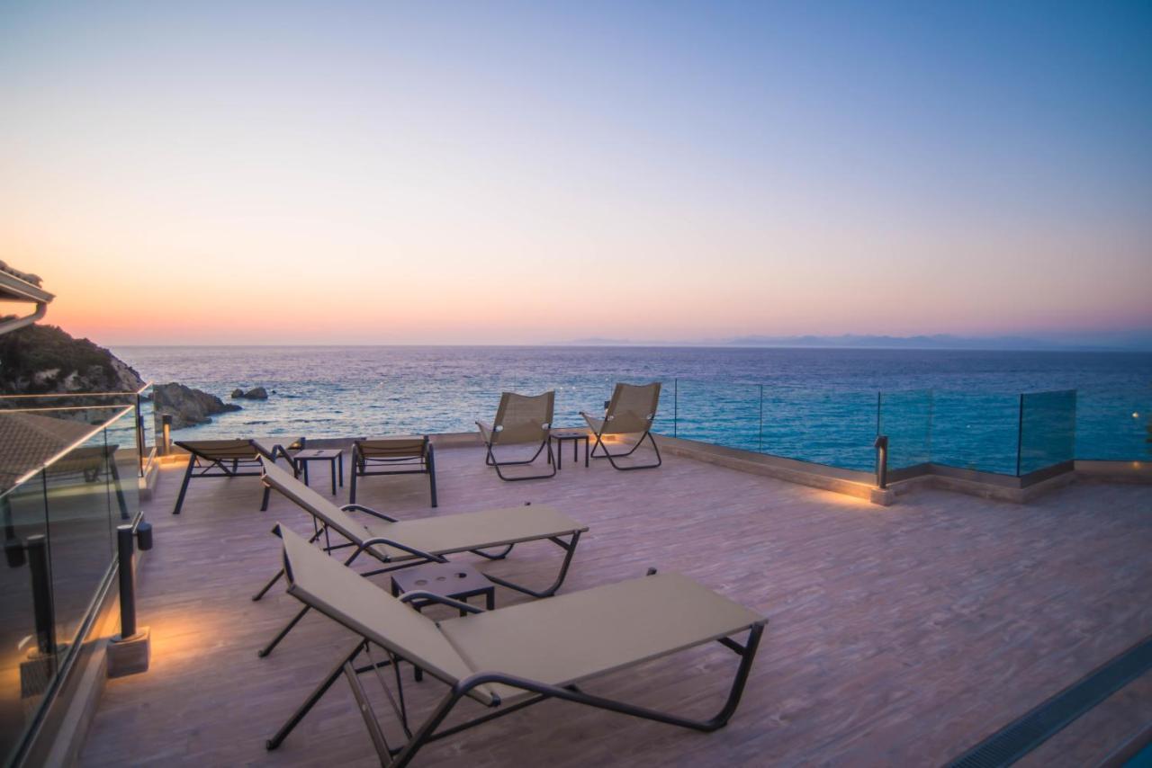 الشقق الفندقية Áyios Nikítasفي  The Ionian View المظهر الخارجي الصورة